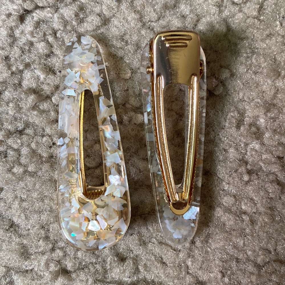 2 Aeropostale Gold With Shiny White Specks Barrettes